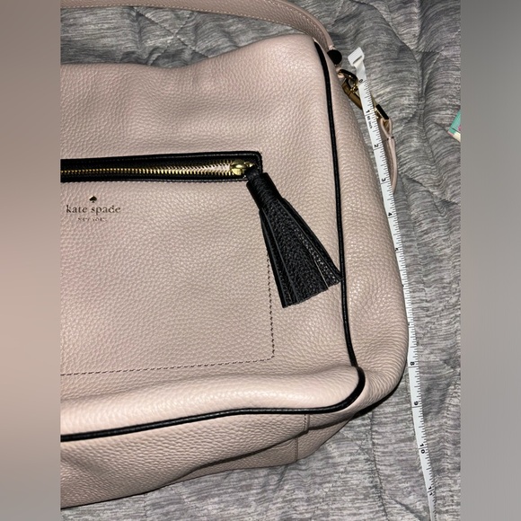 EUC Kate Spade shoulder / crossbody bag - Picture 3 of 10